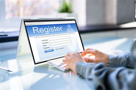 HOW TO REGISTER USING THE ONLINE REGISTRATION .
